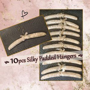 🎀 10pcs Silky Ivory Padded Hangers- GORGEOUS!!